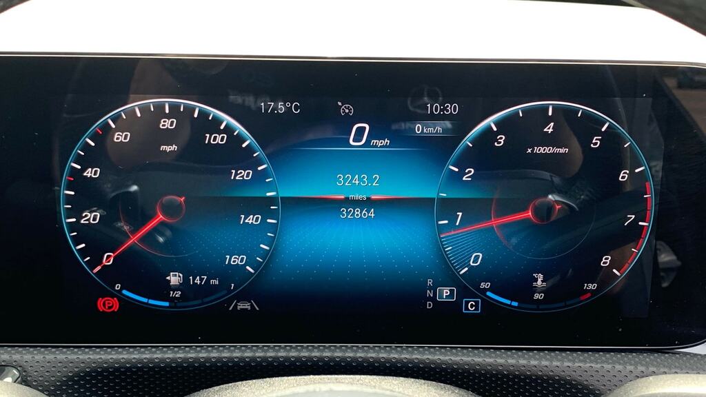 Mercedes-Benz CLA Class Amg Line Red #13