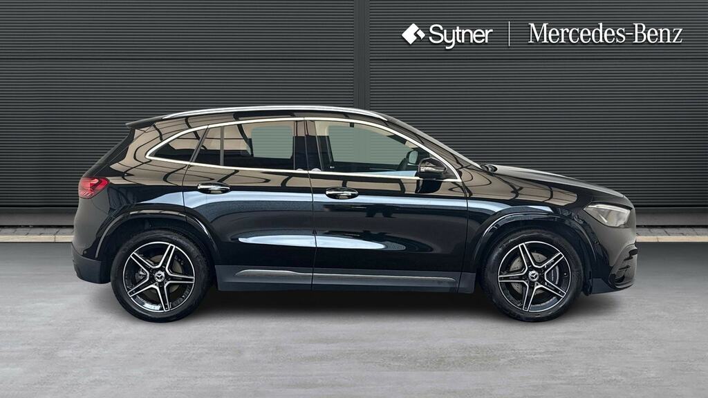 Mercedes-Benz GLA Class Gla 200 Amg Line Executive Black #4