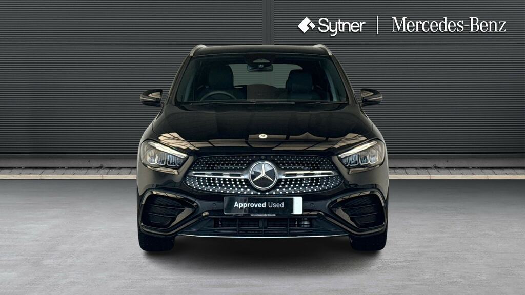 Mercedes-Benz GLA Class Gla 200 Amg Line Executive Black #6