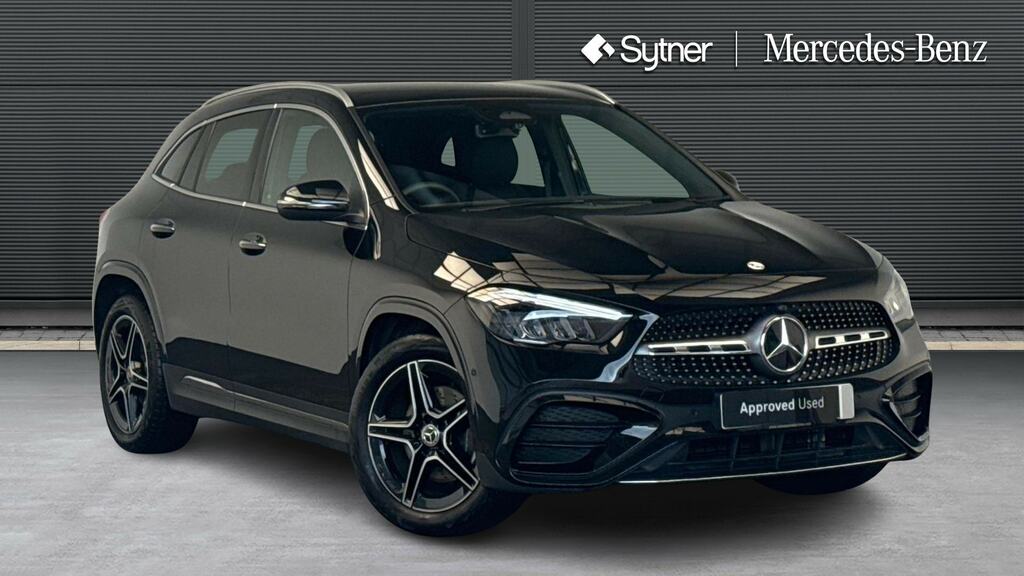 Mercedes-Benz GLA Class Gla 200 Amg Line Executive Black