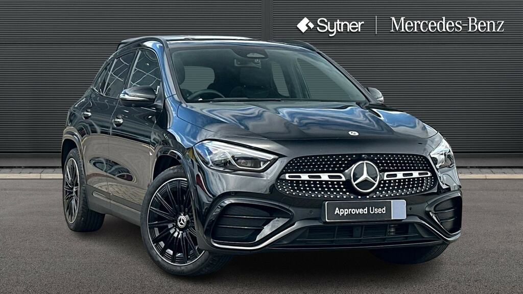 Mercedes-Benz GLA Class Gla 220D 4Matic Amg Line Premium Plus Black
