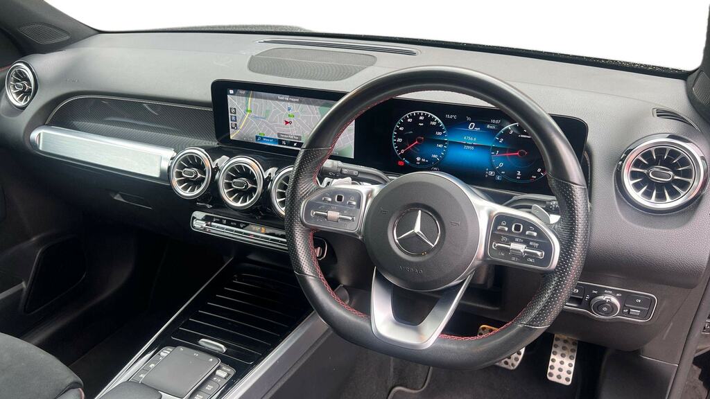 Mercedes-Benz GLB Class Glb 200 Amg Line Premium 7G-tronic Black #3