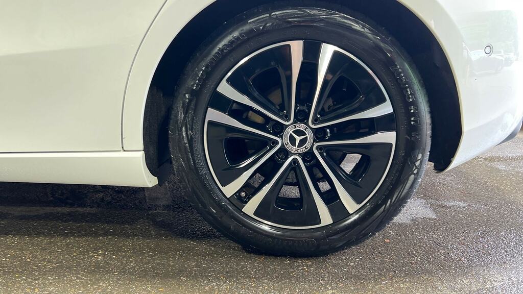 Mercedes-Benz A Class A180 Sport Executive KU25MTE White #5