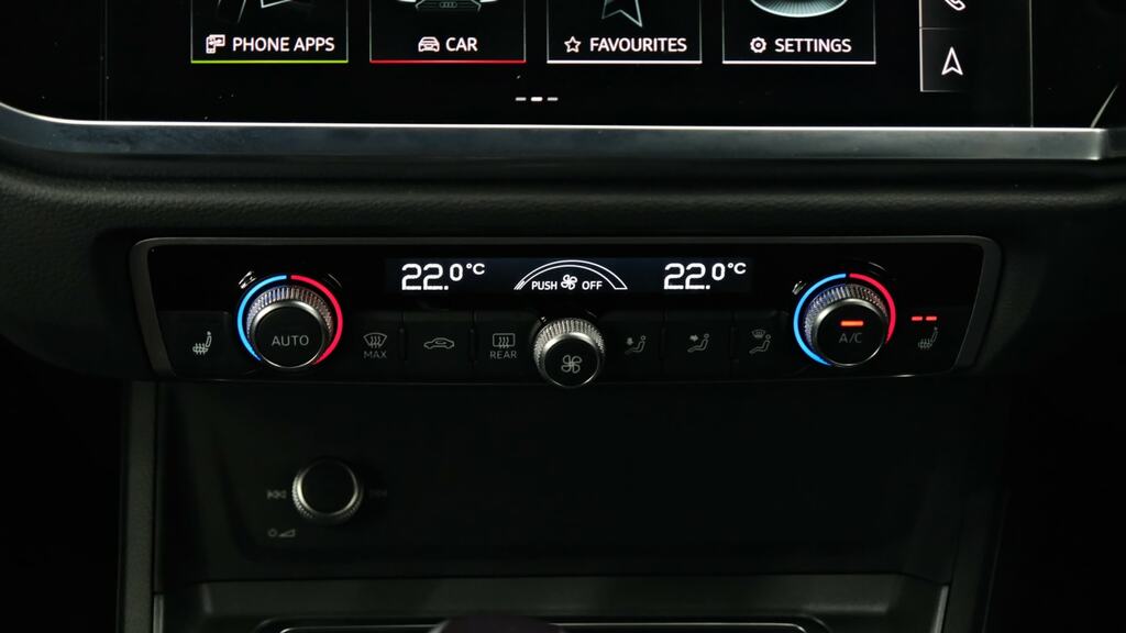Audi Q3 Black Edition Black #13