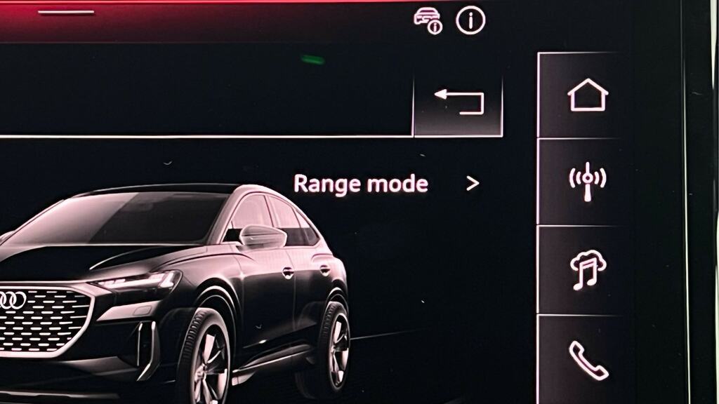 Audi Q4 E Tron 210Kw 45 82Kwh Black Edition Tech Pack Grey #34