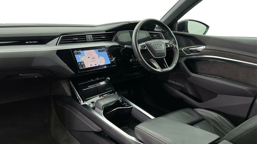 Audi E-tron 300Kw 55 Quattro 95Kwh S Line Black #3
