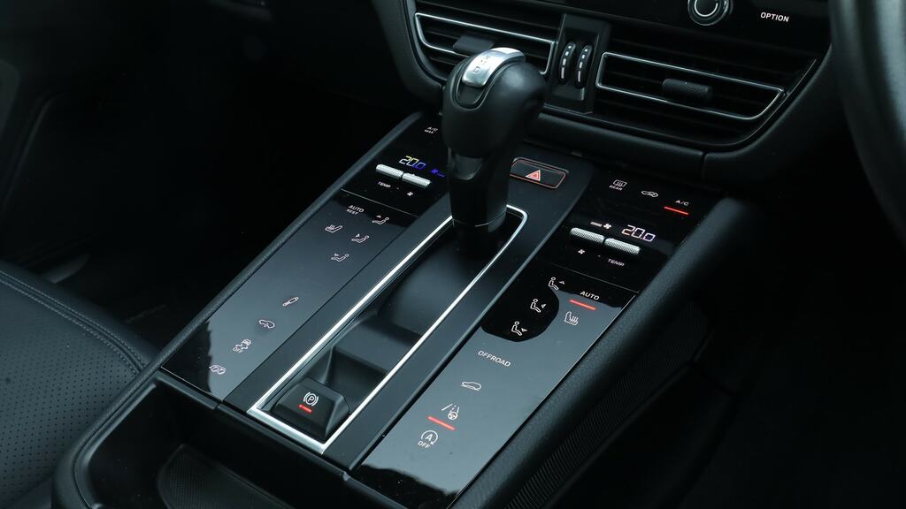 Porsche Macan Gts Blue #15