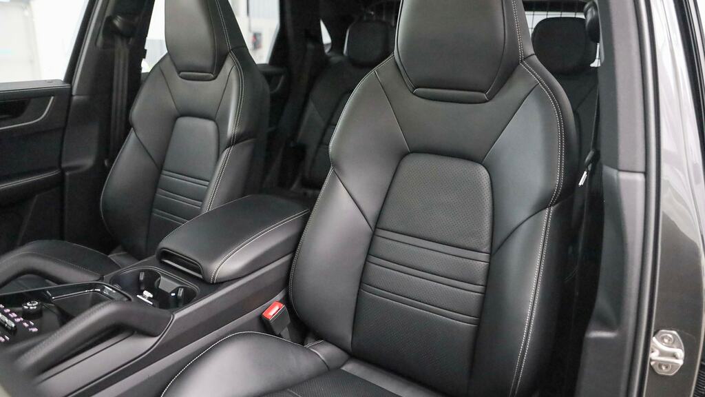 Porsche Cayenne E-hybrid Tiptronic S White #8