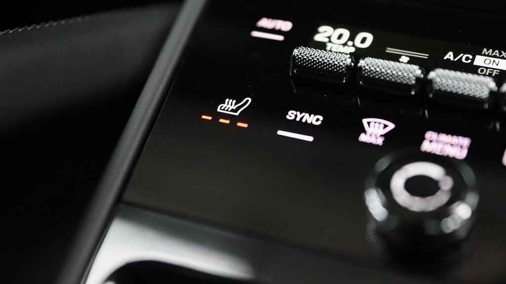 Porsche Cayenne E-hybrid Tiptronic S White #23