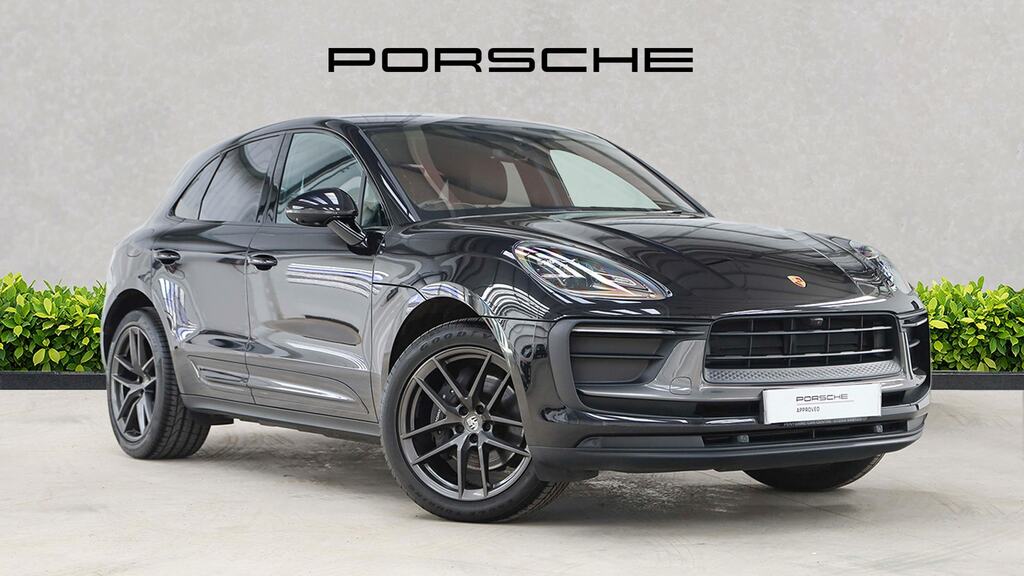 Porsche Macan T Pdk Black