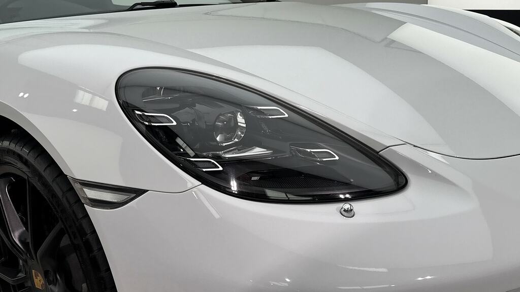 Porsche 718 Boxster 2.0 Pdk White #29