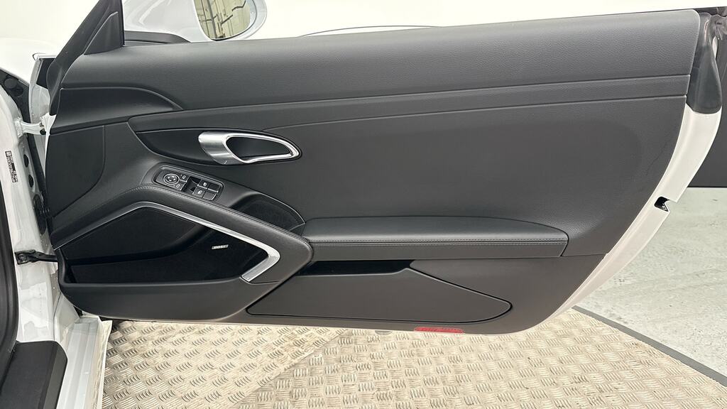 Porsche 718 Boxster 2.0 Pdk White #28