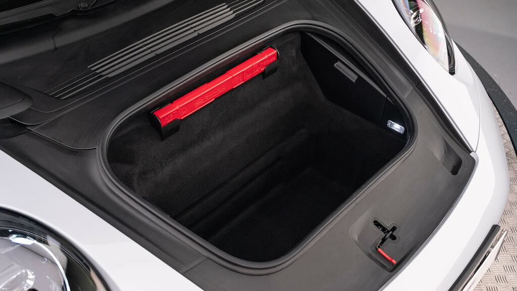 Porsche 911 2dr Pdk Black #19