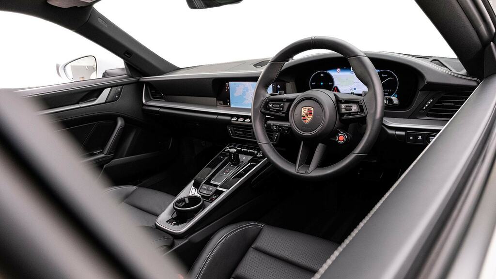 Porsche 911 2dr Pdk Black #10