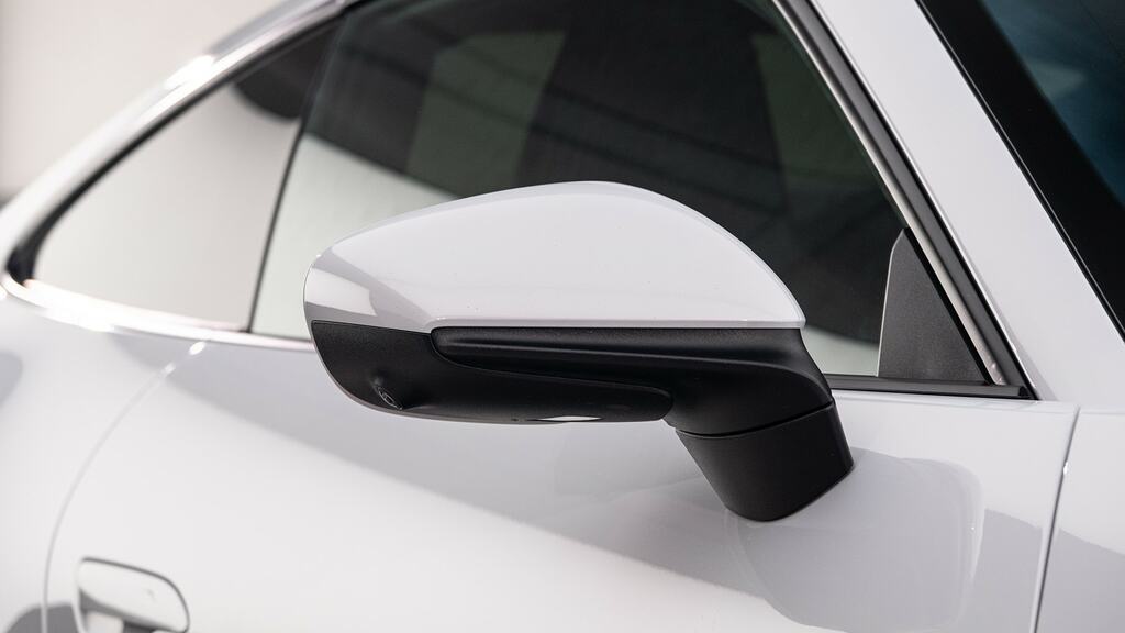 Porsche 911 2dr Pdk Black #22