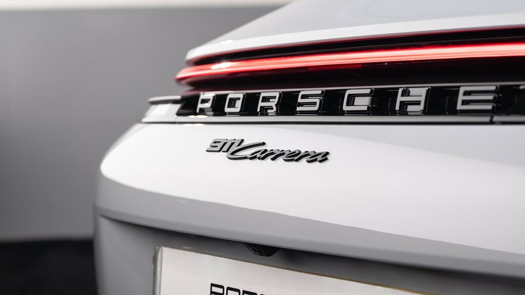 Porsche 911 2dr Pdk Black #25