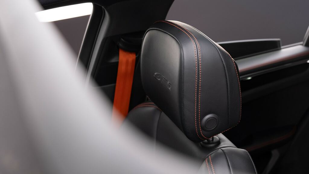 Porsche Macan 5dr Pdk Black #54