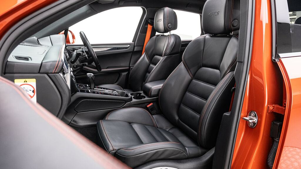 Porsche Macan 5dr Pdk Black #14