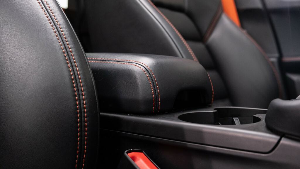 Porsche Macan 5dr Pdk Black #44