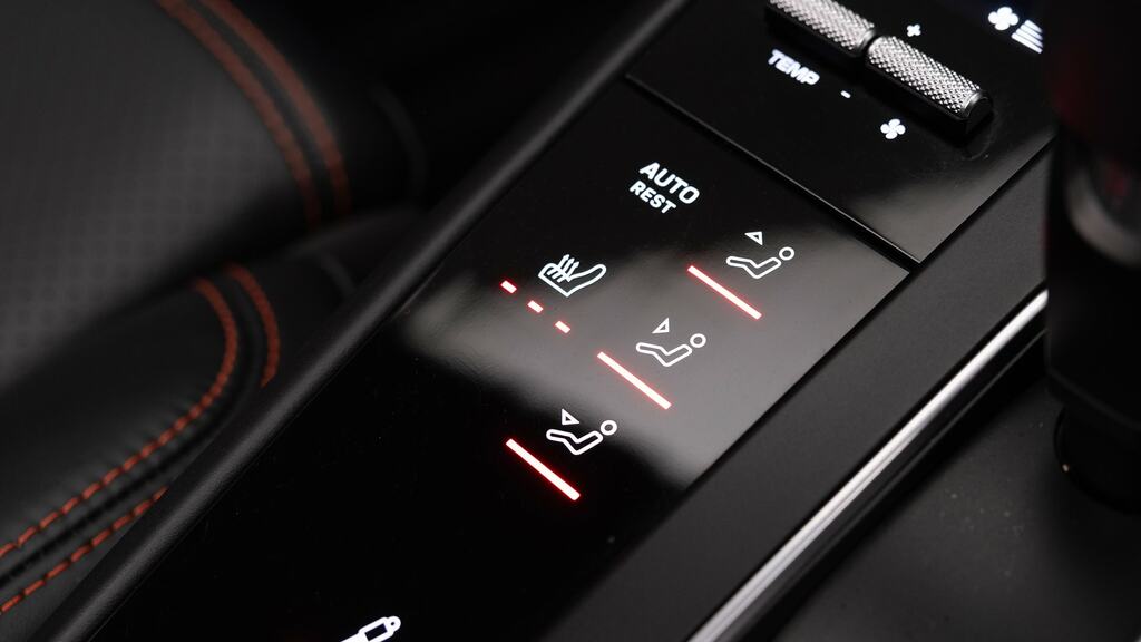 Porsche Macan 5dr Pdk Black #37