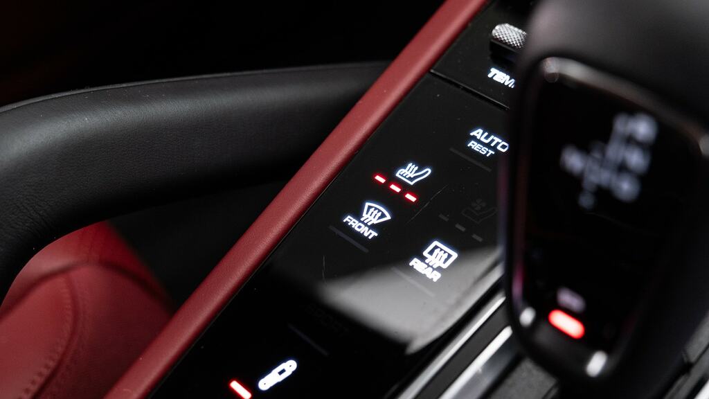 Porsche Cayenne V8 Turbo Tiptronic Black #34