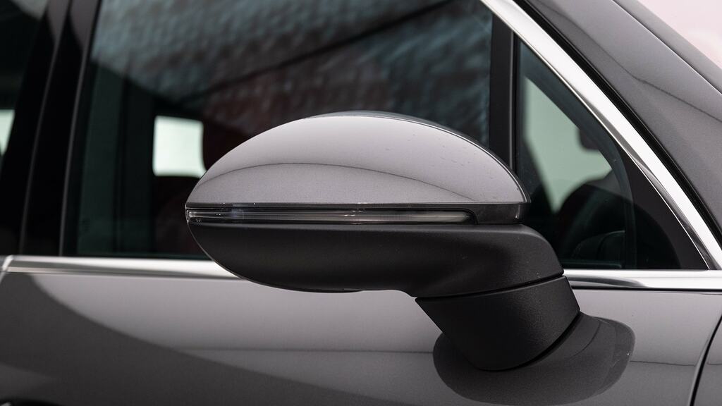 Porsche Cayenne V8 Turbo Tiptronic Black #22