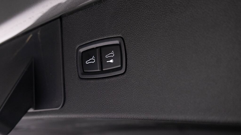 Porsche Cayenne V8 Turbo Tiptronic Black #27