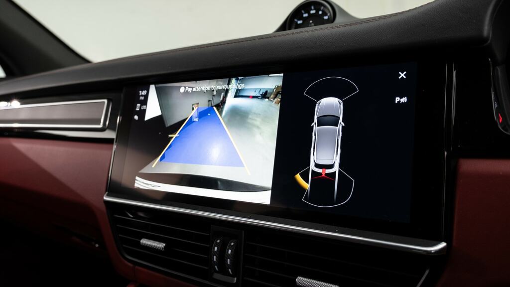 Porsche Cayenne V8 Turbo Tiptronic Black #32