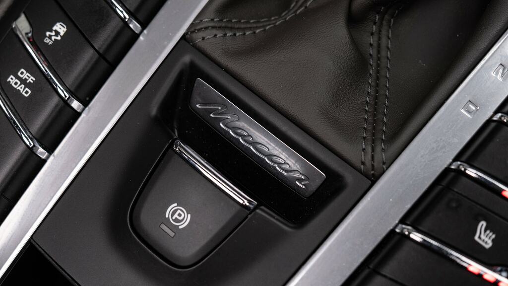 Porsche Macan 5dr Pdk Grey #34