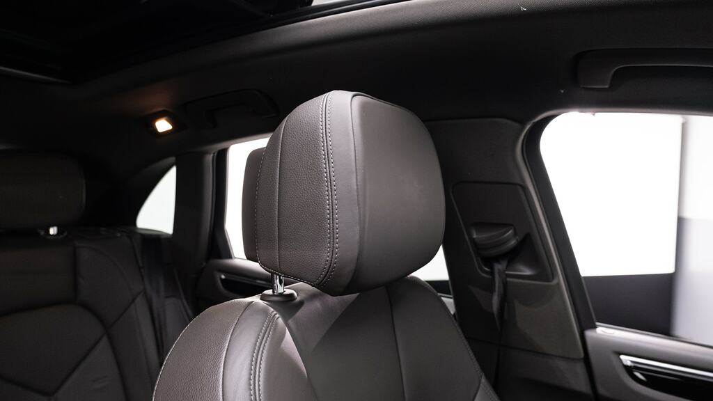 Porsche Macan 5dr Pdk Grey #15