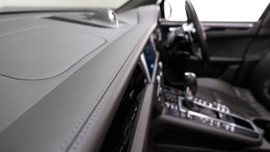Porsche Macan 5dr Pdk Grey #44