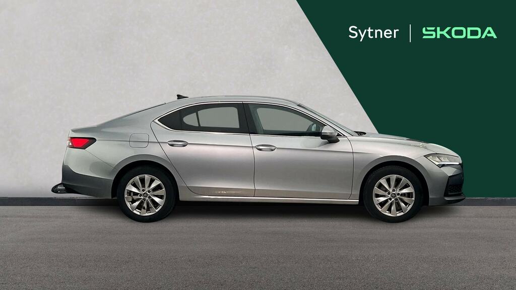 Skoda Superb 1.5 Tsi E-tec Se Technology Dsg CV26NMJ Silver #4