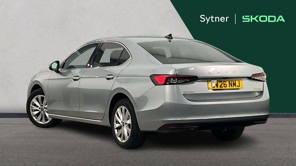 Skoda Superb 1.5 Tsi E-tec Se Technology Dsg CV26NMJ Silver #3