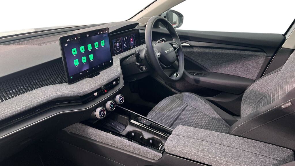 Skoda Superb 1.5 Tsi E-tec Se Technology Dsg CV26NMJ Silver #2
