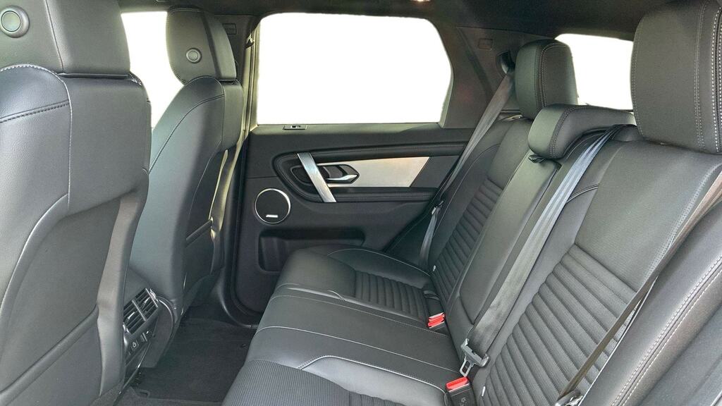 Land Rover Discovery Sport 1.5 P270e Dynamic Se 5 Seat Black #4