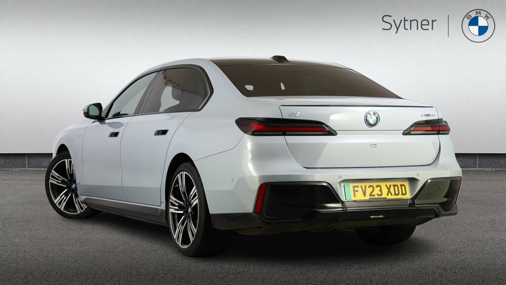 BMW i7 400Kw Xdrive60 M Sport 105.7Kwh Grey #2