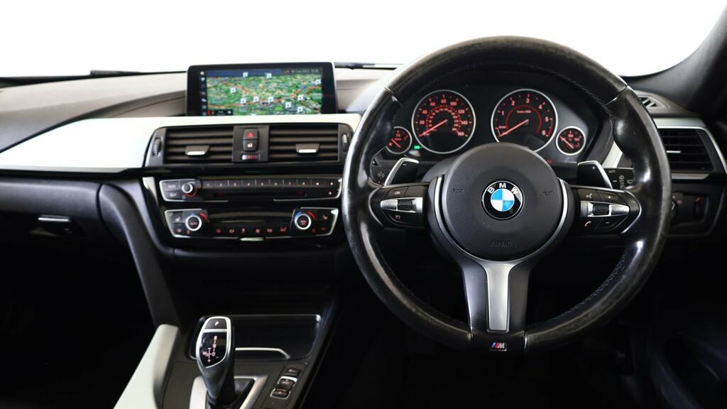 BMW 3 Series 320D Xdrive M Sport Shadow Edition Step White #5