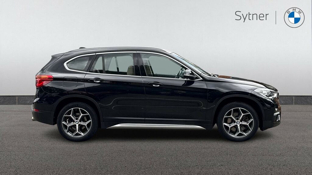 BMW X1 Sdrive 20I Xline Step Black #3