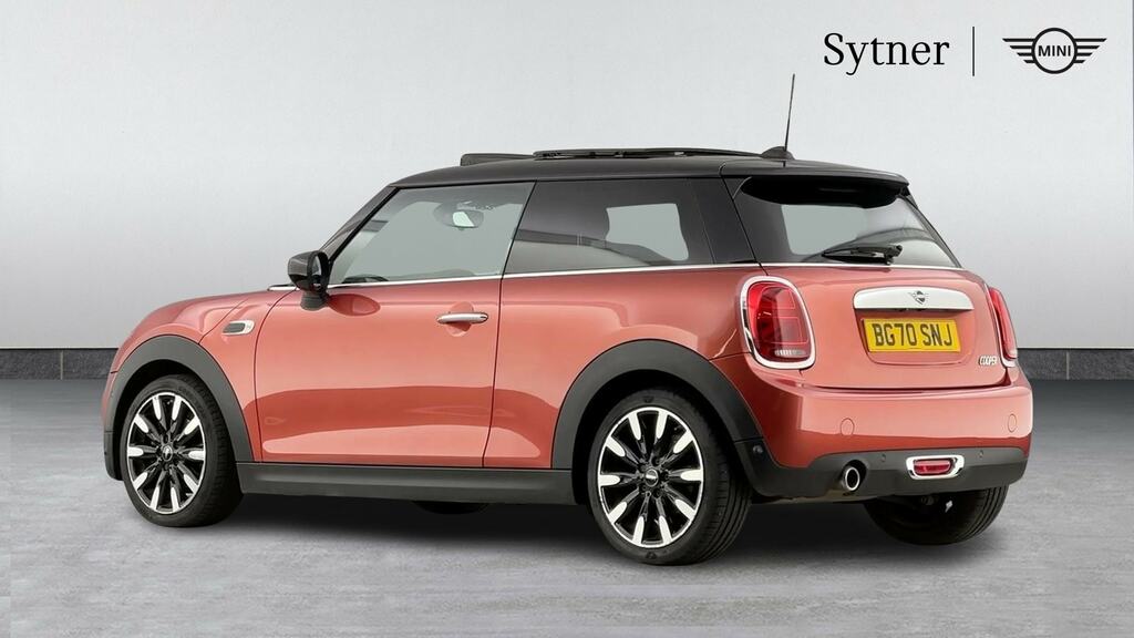 Mini Hatch 5-Door Hatch Cooper Sport Orange #2