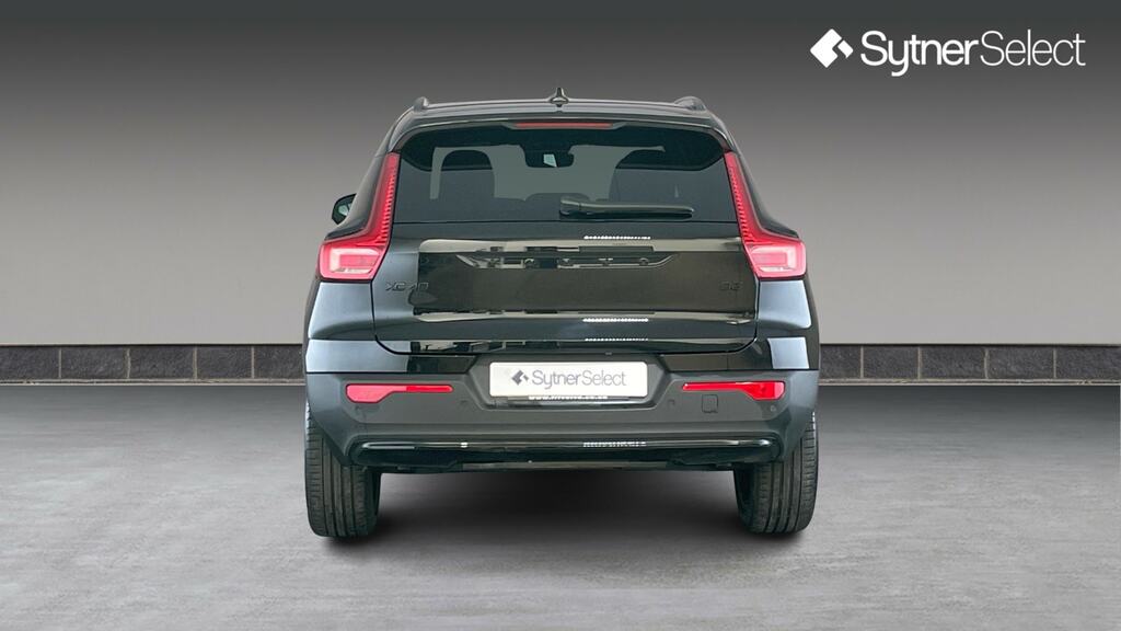 Volvo XC40 Core Black #5