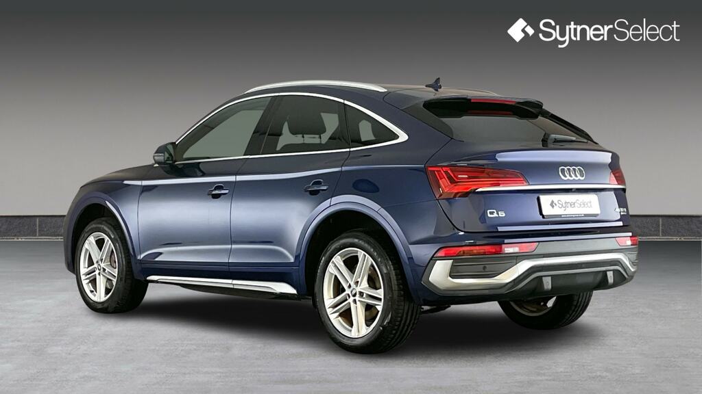 Audi Q5 S Line Black #2