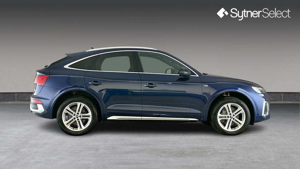 Audi Q5 S Line Black #3