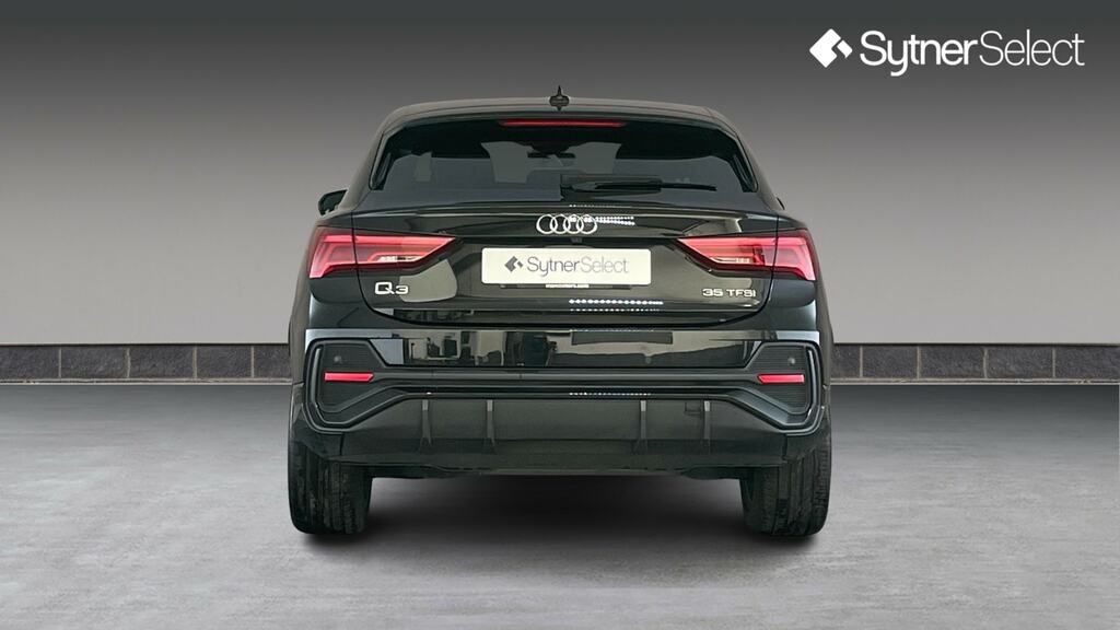 Audi Q3 35 Tfsi Black Edition S Tronic Black #5