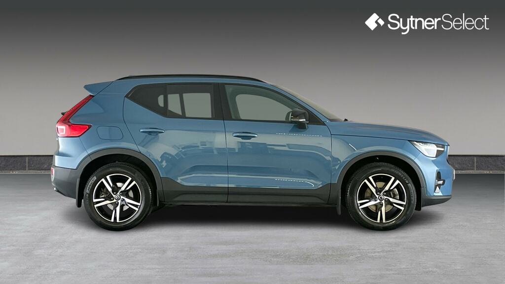 Volvo XC40 2.0 B3p Plus Dark DV72OUJ Blue #3