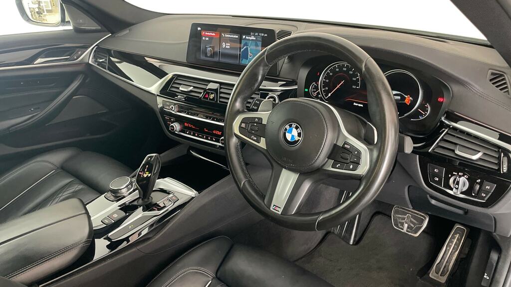 BMW 5 Series Automatic White #9