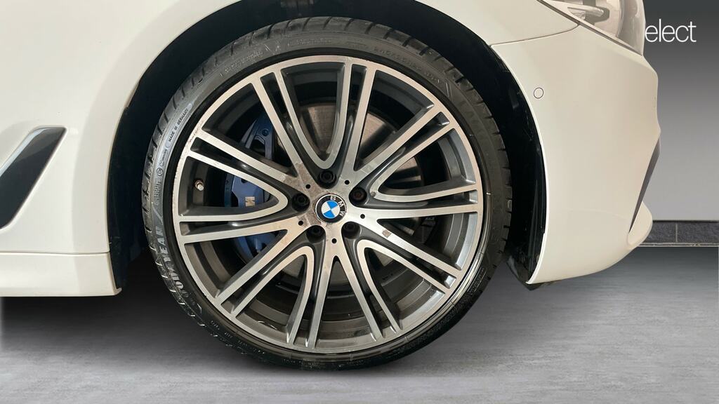BMW 5 Series Automatic White #23