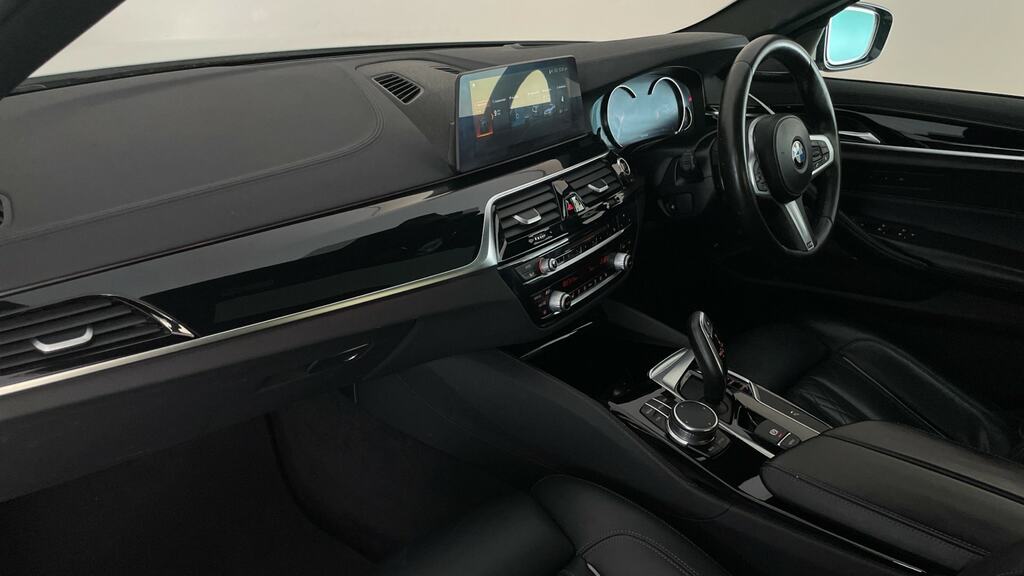 BMW 5 Series Automatic White #11