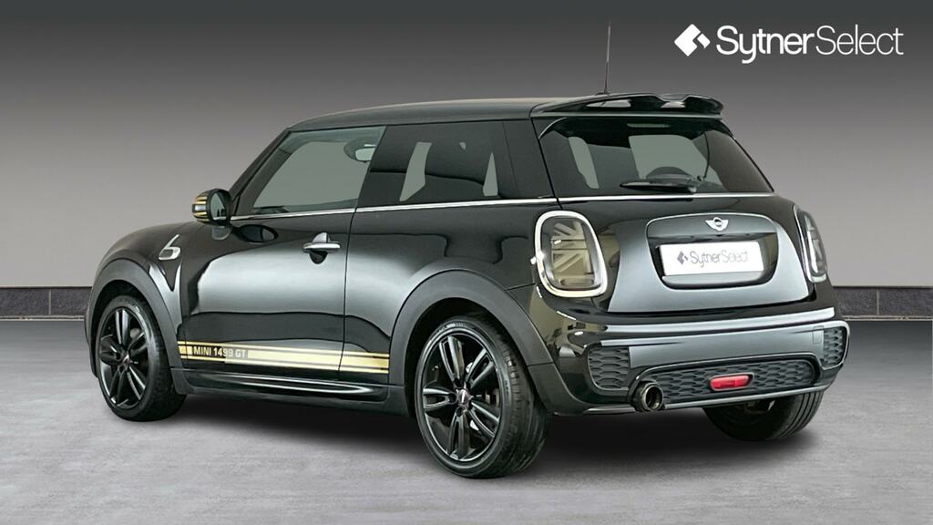 Mini Hatch 5-Door Cooper S Black #2