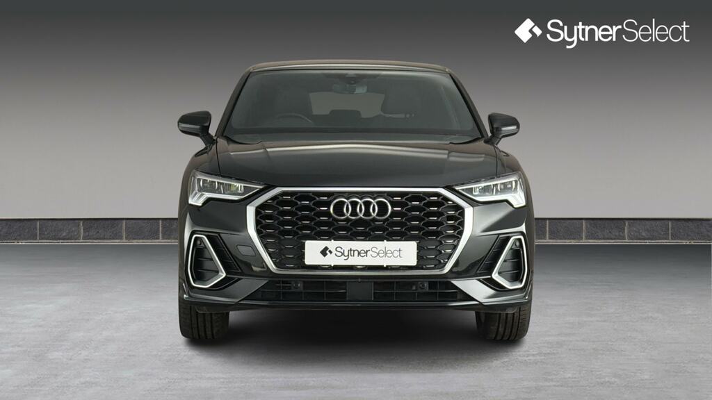 Audi Q3 35 Tfsi S Line S Tronic Black #4