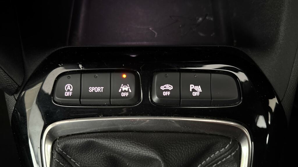 Vauxhall Corsa Ultimate White #18